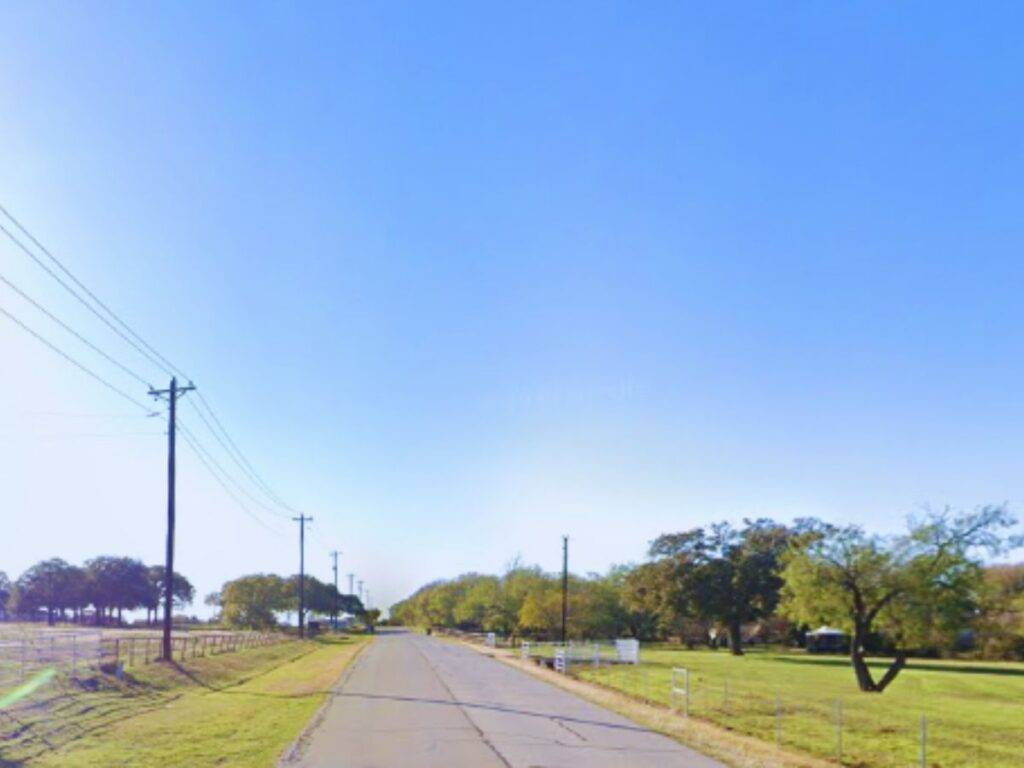 Jeter Rd E , Bartonville, TX